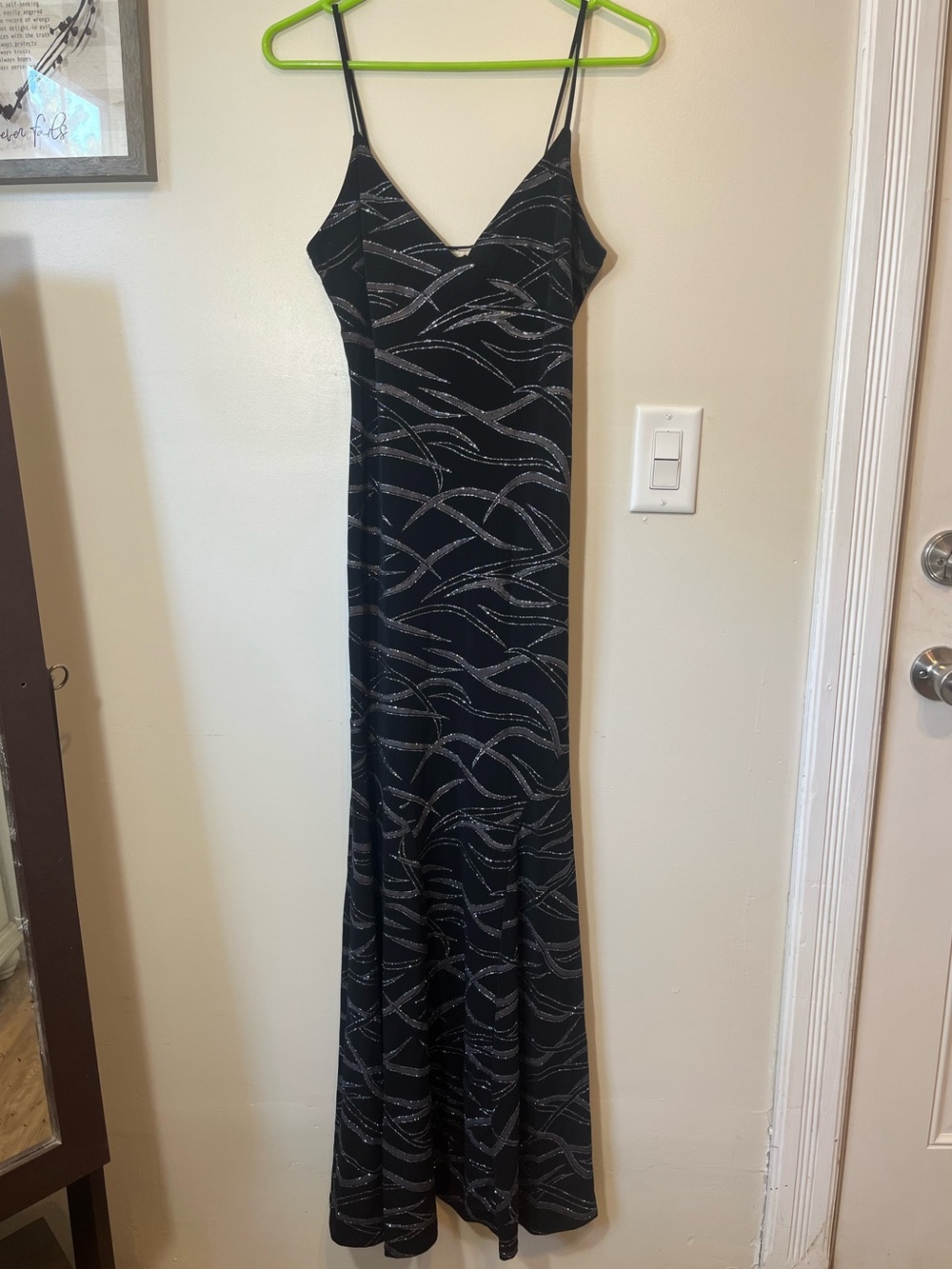 Hisense Black Maxi Dress with Silver Wave Pattern